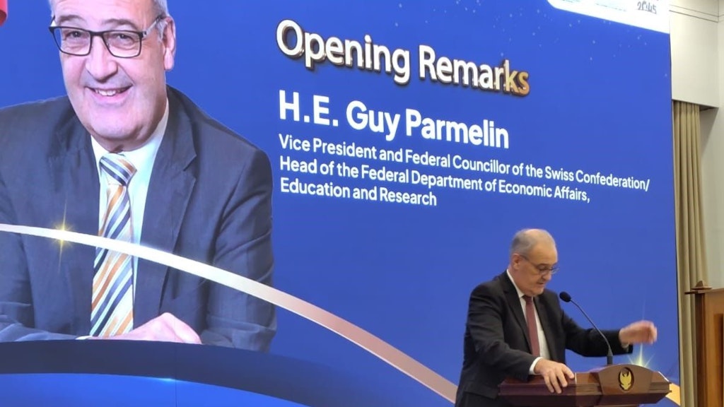 Auf seiner Wirtschaftsmission nach Indonesien hat Bundesrat Guy Parmelin das neue SECO-Kooperationsprogramm mit Indonesien für die Jahre 2025 bis 2028 lanciert.